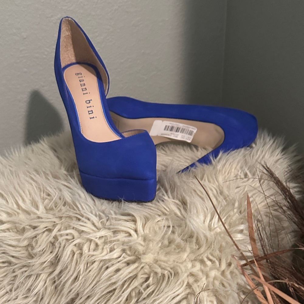 Gianni Bini Royal Blue Platform Heels
